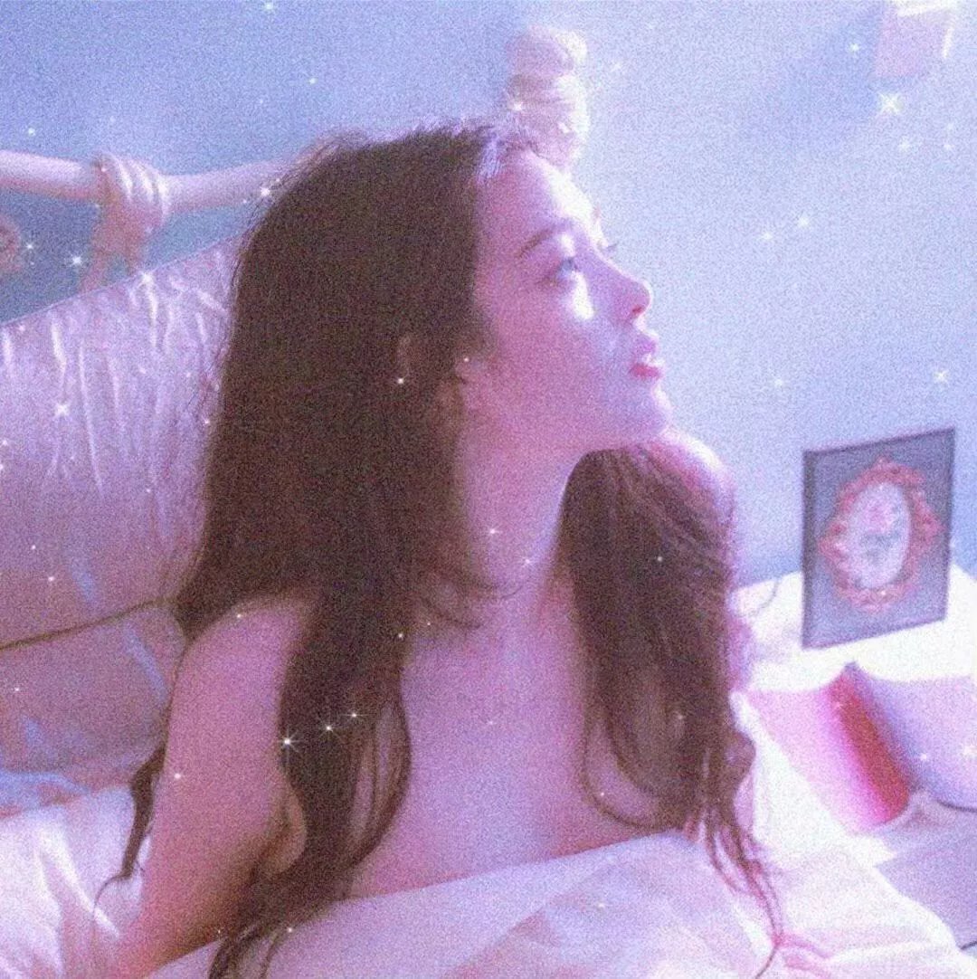 封总您闺女又去天桥摆摊了